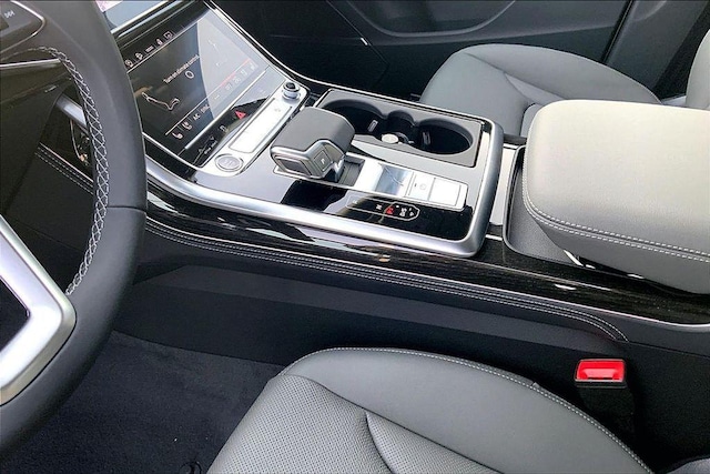 2026 Audi Q7 Premium Plus - Photo 8