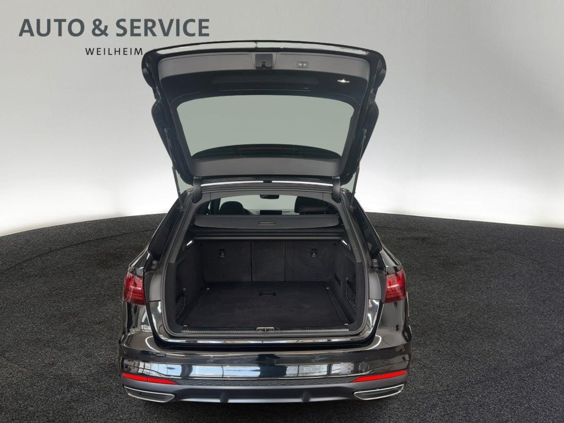 Audi A4 Avant S line