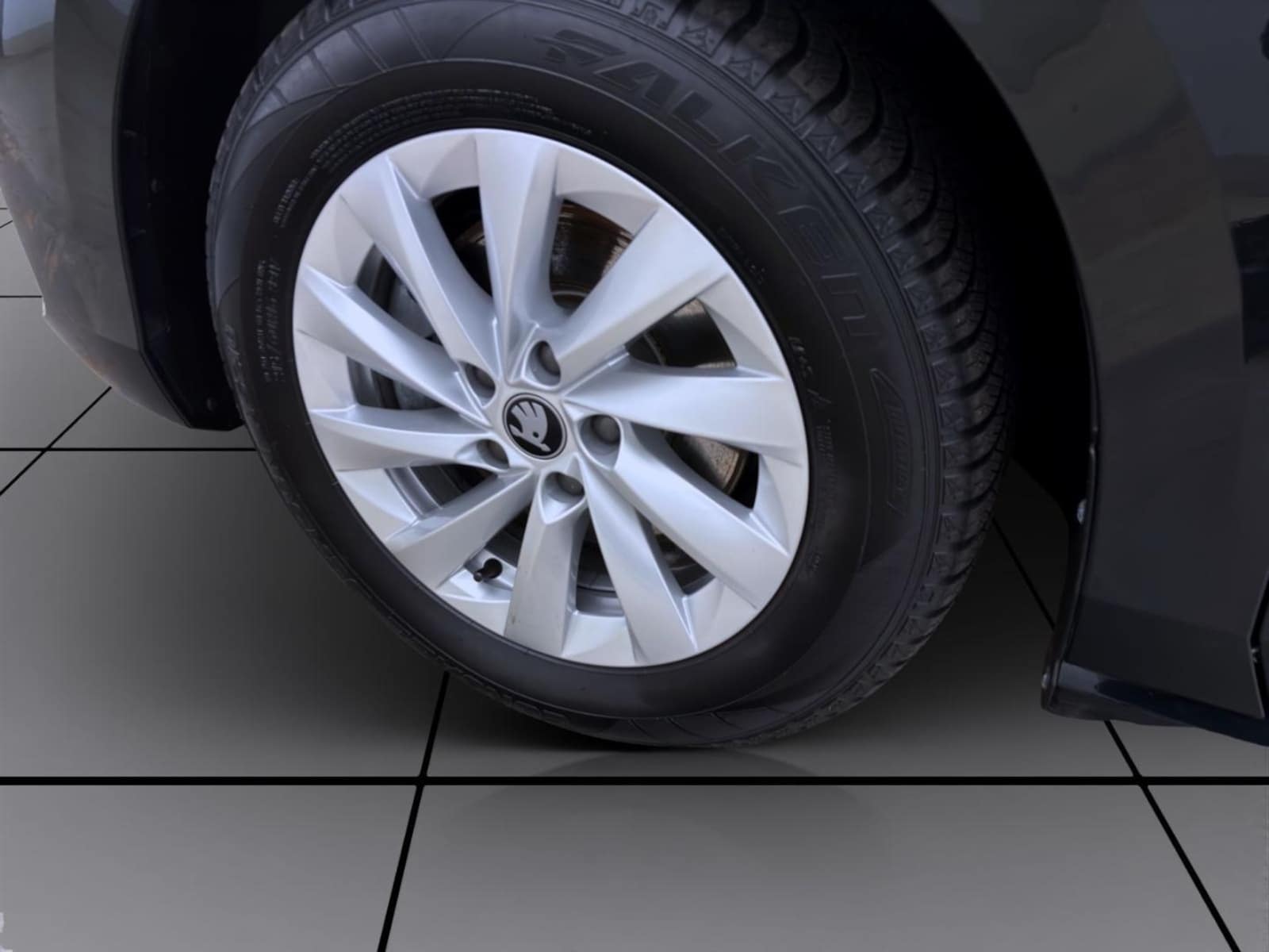 Škoda Superb Combi – Bild 9