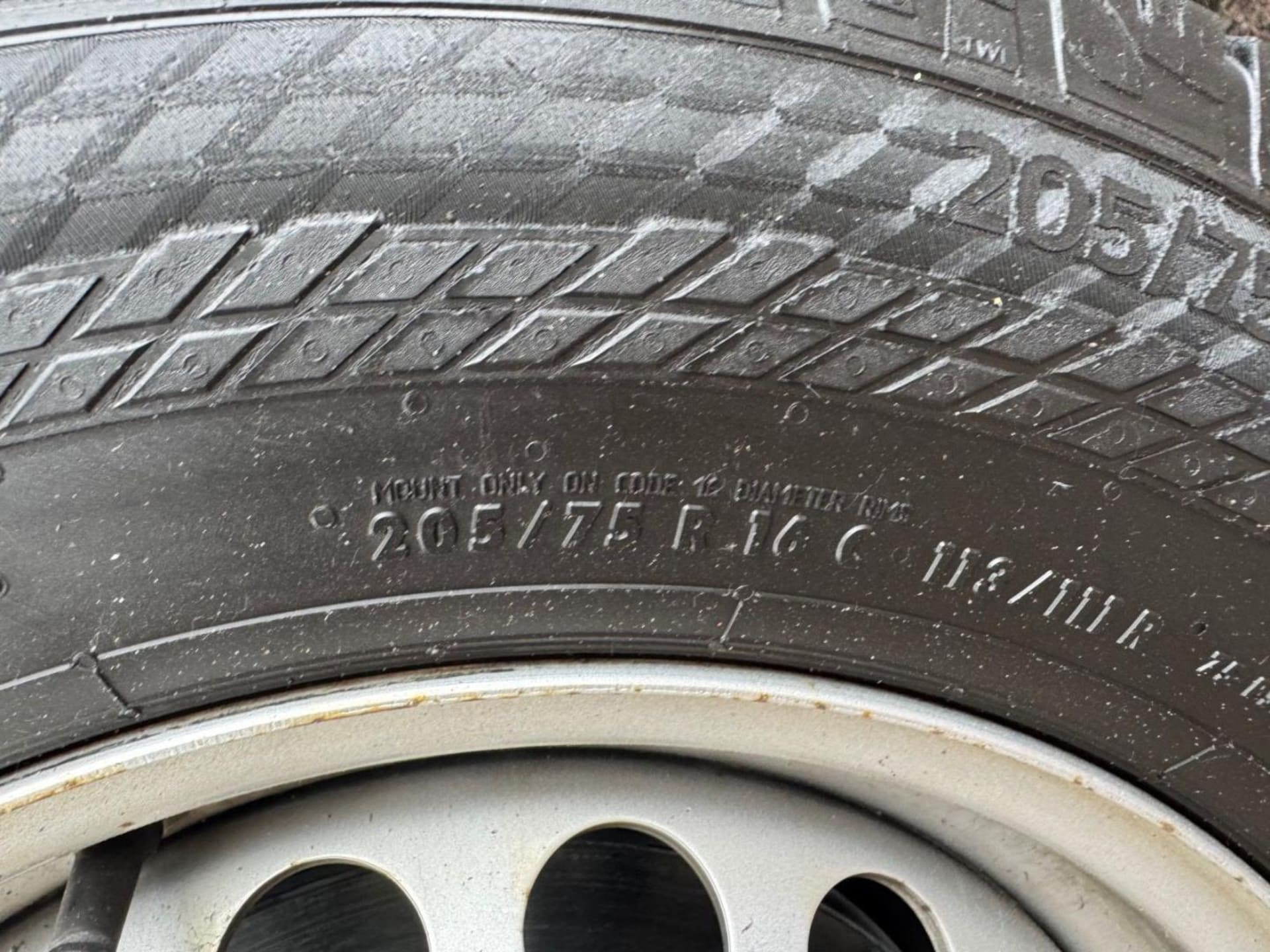 Volkswagen Crafter Kasten langer Radstand