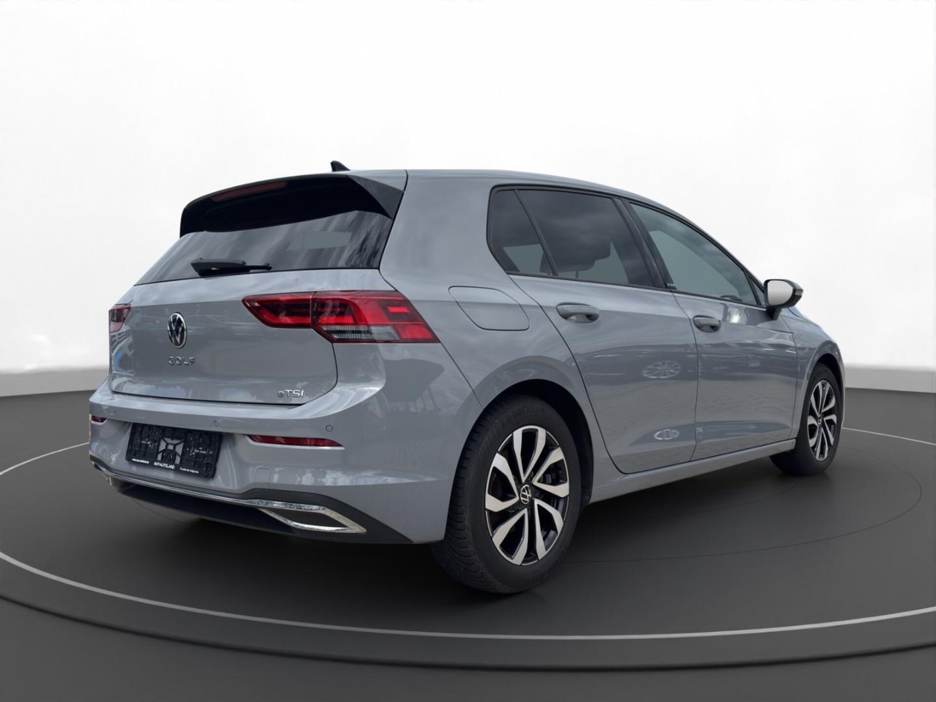 Volkswagen Golf Active