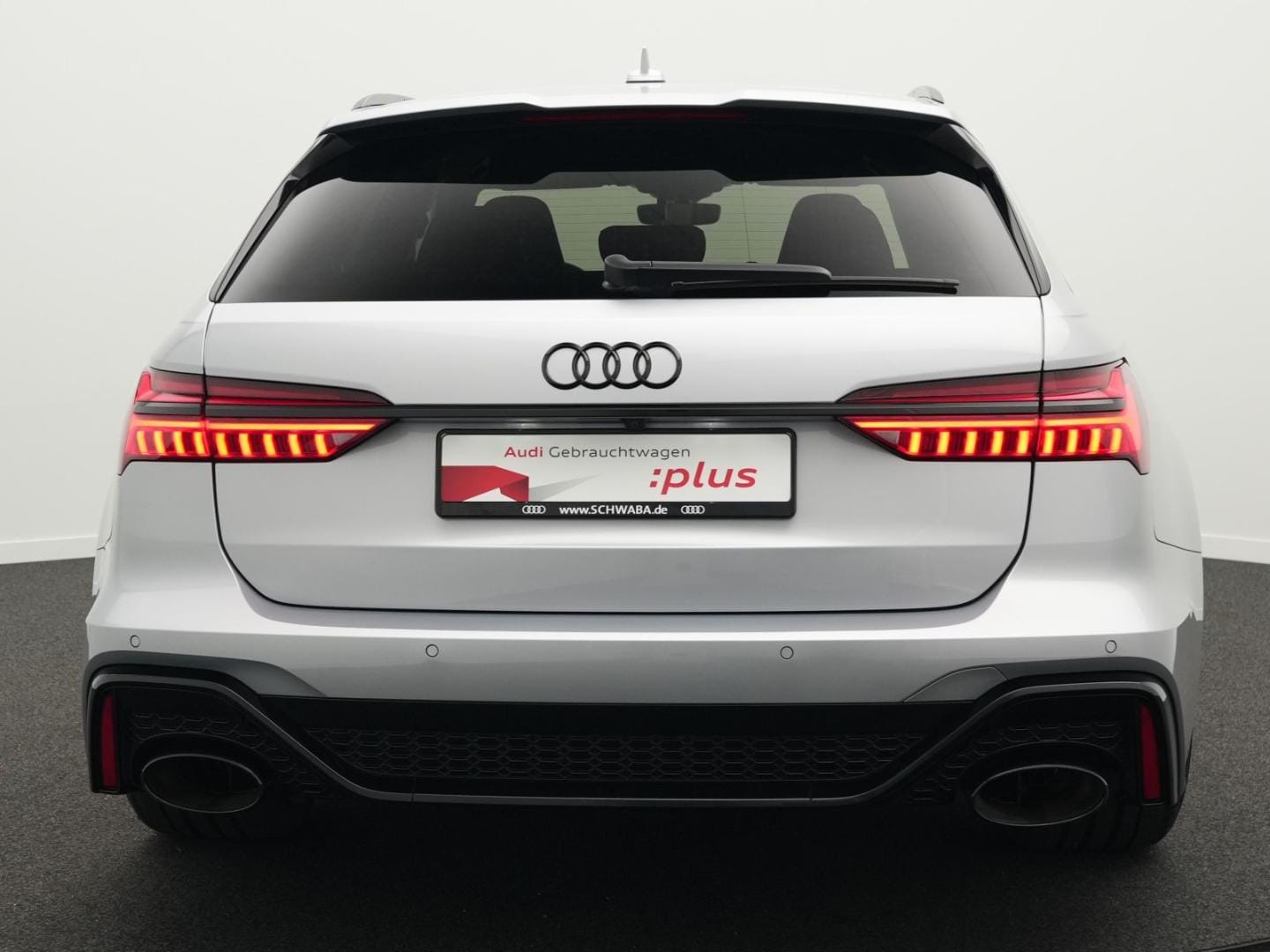 Bild über Audi RS 6 Avant TFSI quattro tiptronic - für weitere Informationen kontaktieren Sie den Audi Partner