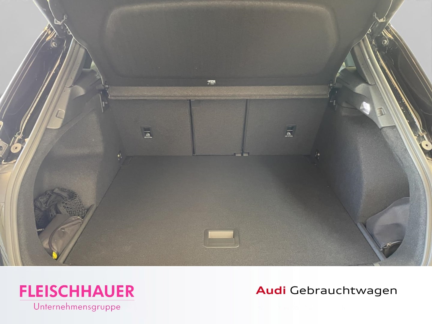 Bild über Audi Q3 SUV TFSI 110 kW S tronic - für weitere Informationen kontaktieren Sie den Audi Partner