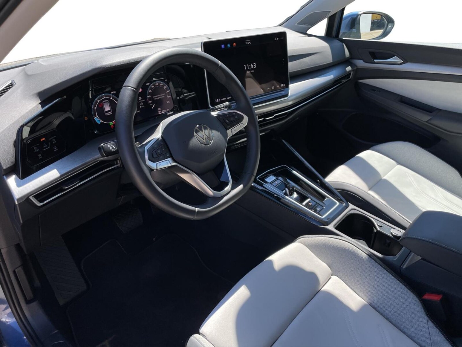 Volkswagen Golf Variant – Bild 8