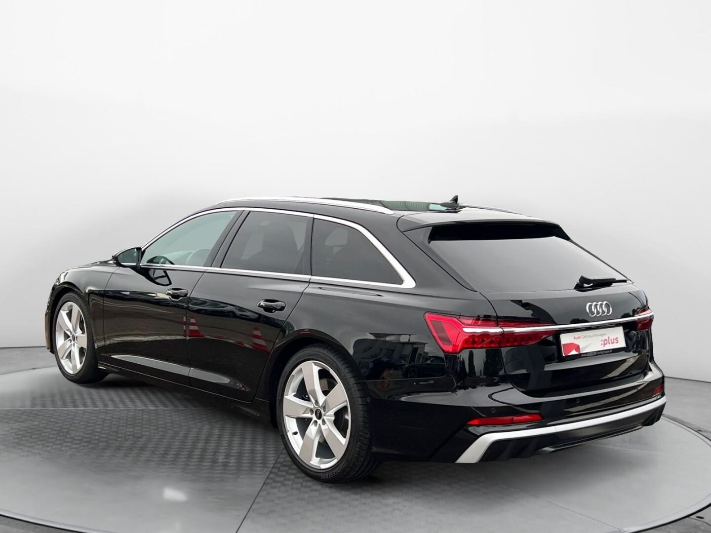 Bild über Audi S6 Avant TDI quattro tiptronic - für weitere Informationen kontaktieren Sie den Audi Partner