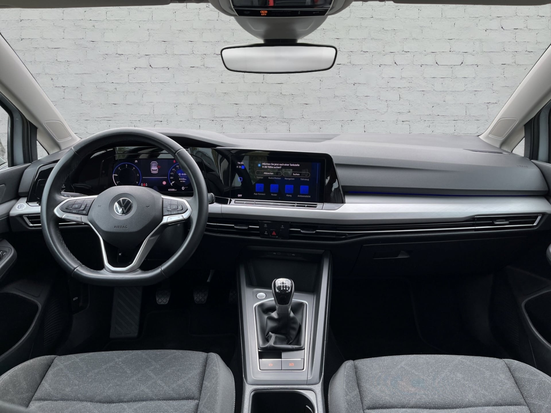 Volkswagen Golf Life