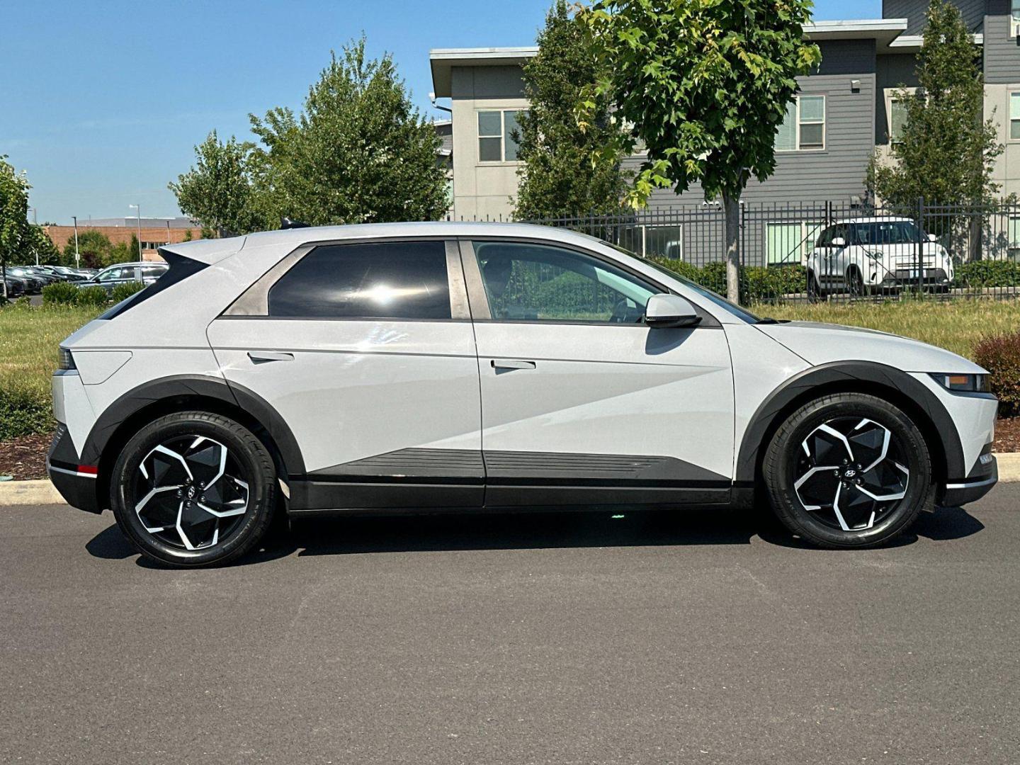 Used 2024 Hyundai IONIQ 5 SEL with VIN KM8KN4DE3RU271711 for sale in Eugene, OR