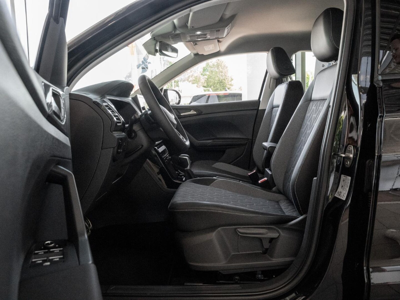 Volkswagen T-Cross – Bild 8