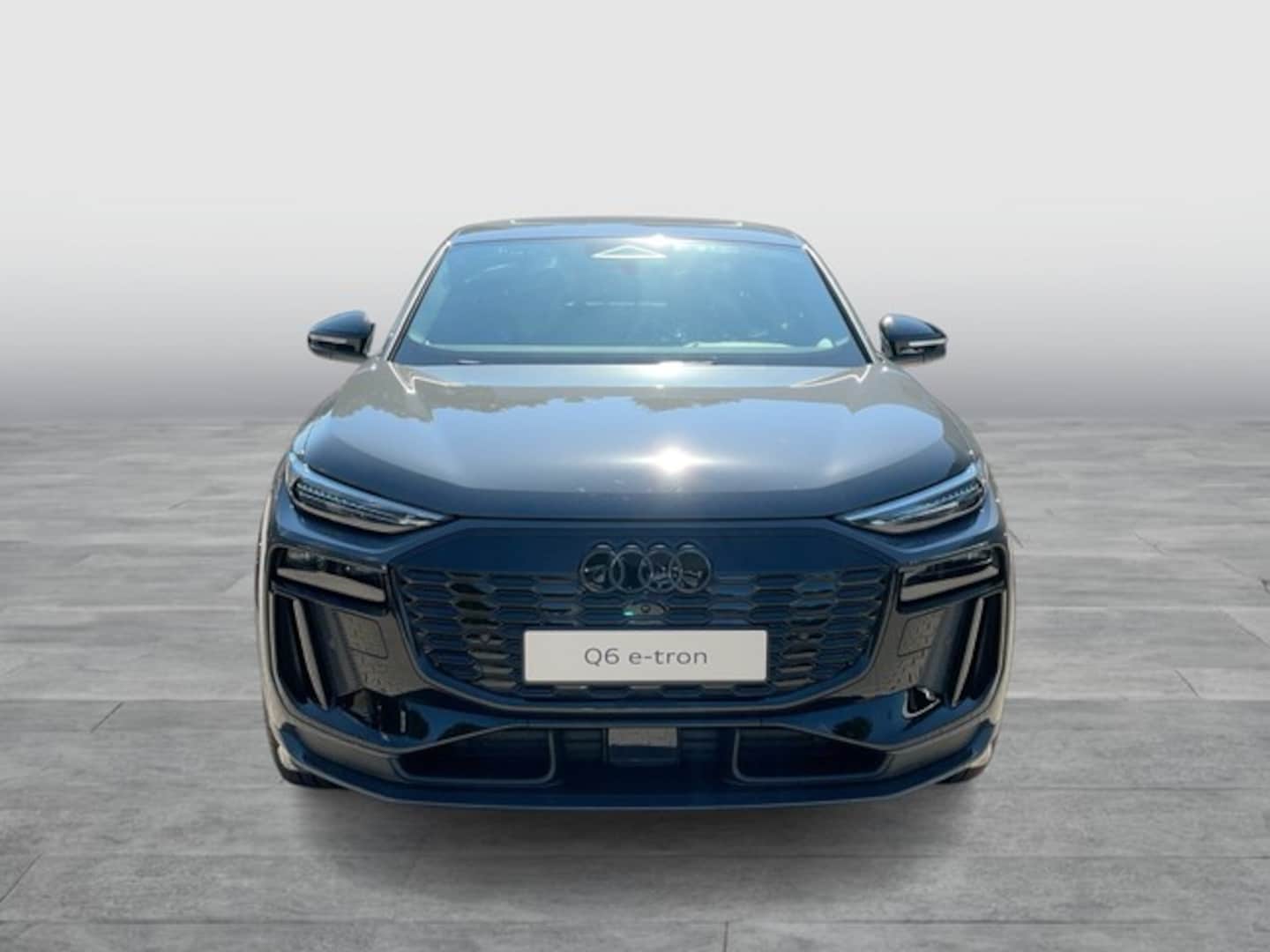 Bild über Audi Q6 Sportback e-tron S line business e-tron quattro 315 kW - für weitere Informationen kontaktieren Sie den Audi Partner