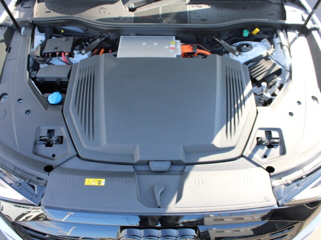 Audi Q8 Sportback e-tron
