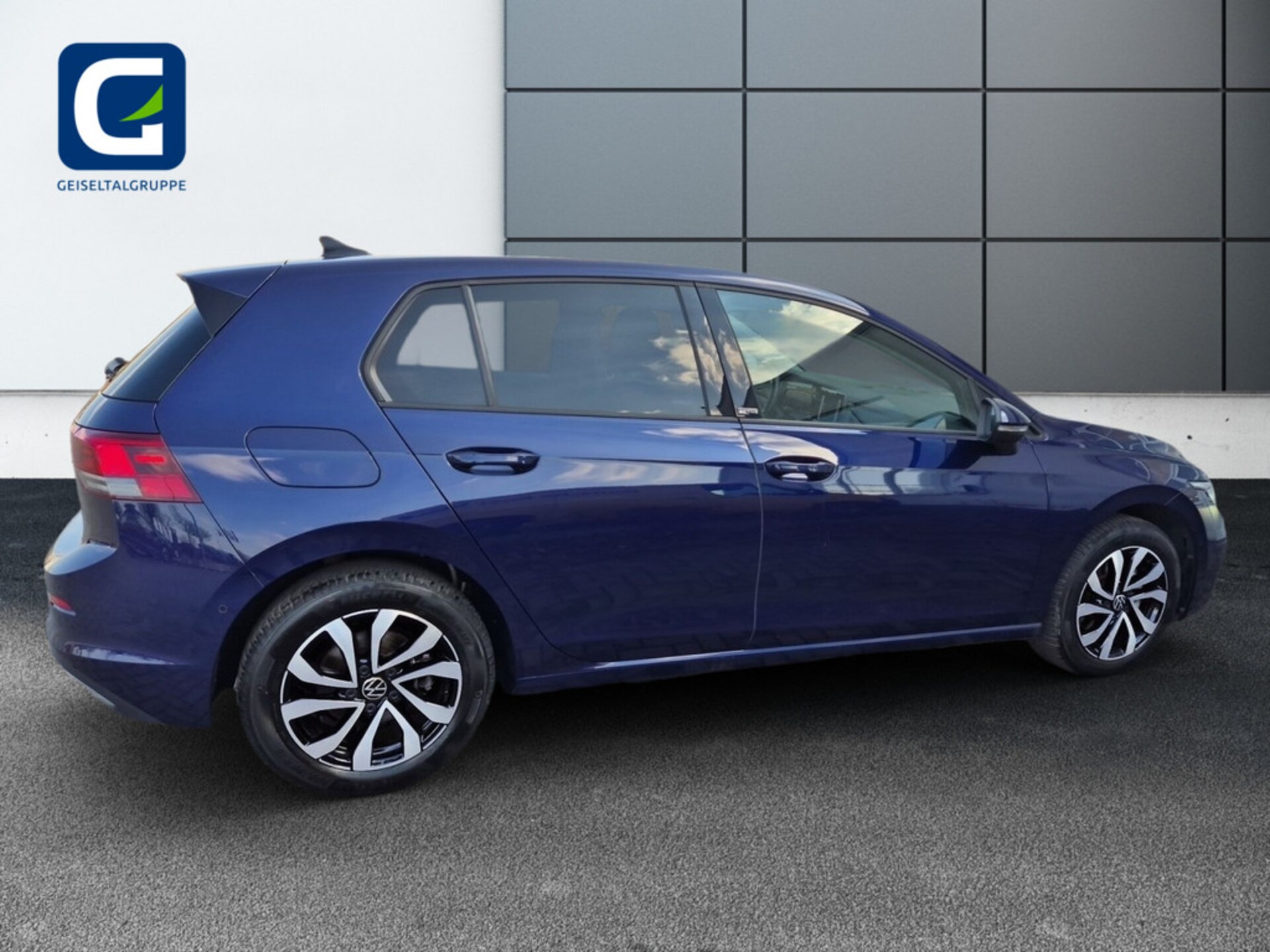 Volkswagen Golf Active
