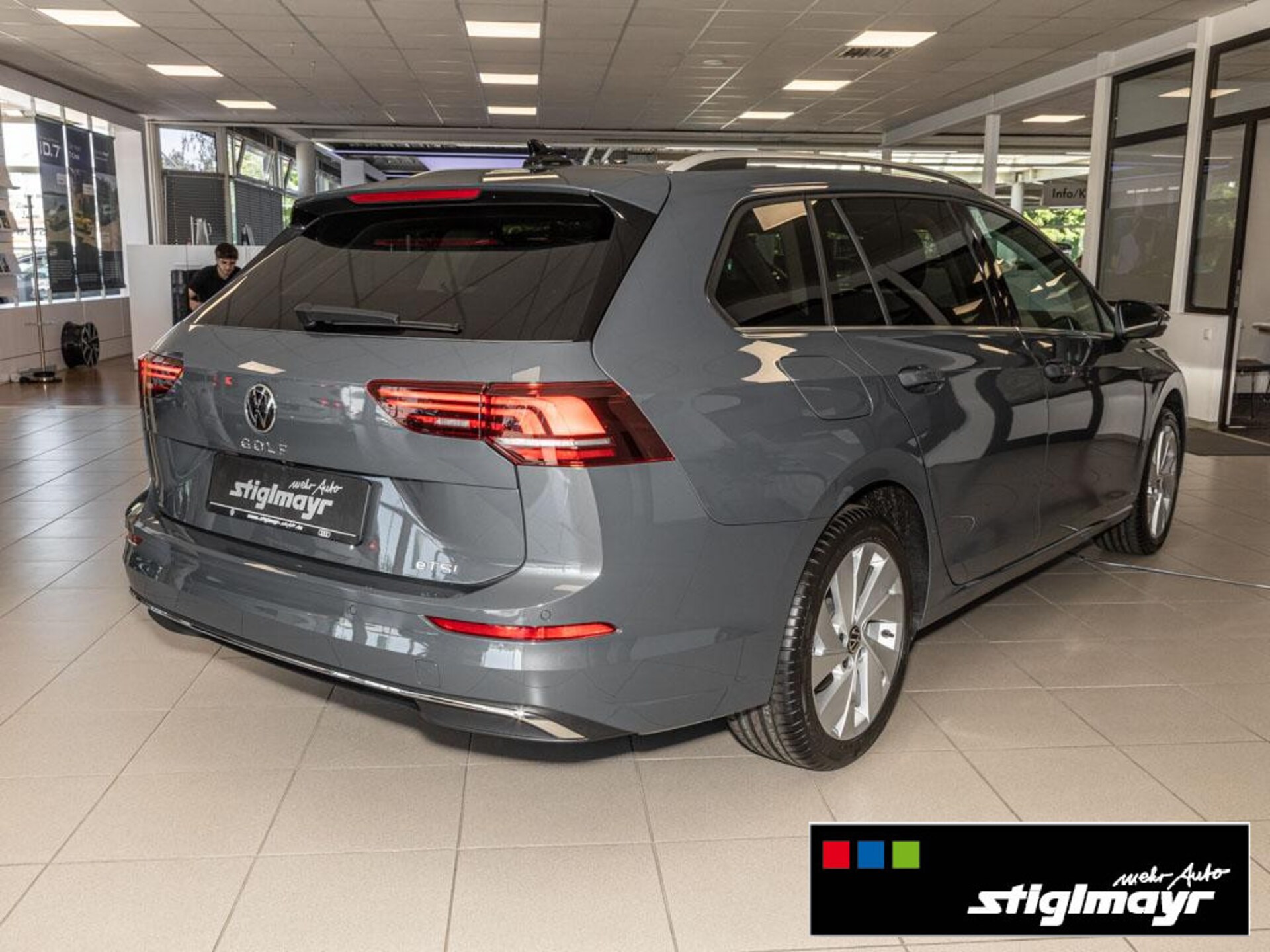 Volkswagen Golf Variant Style