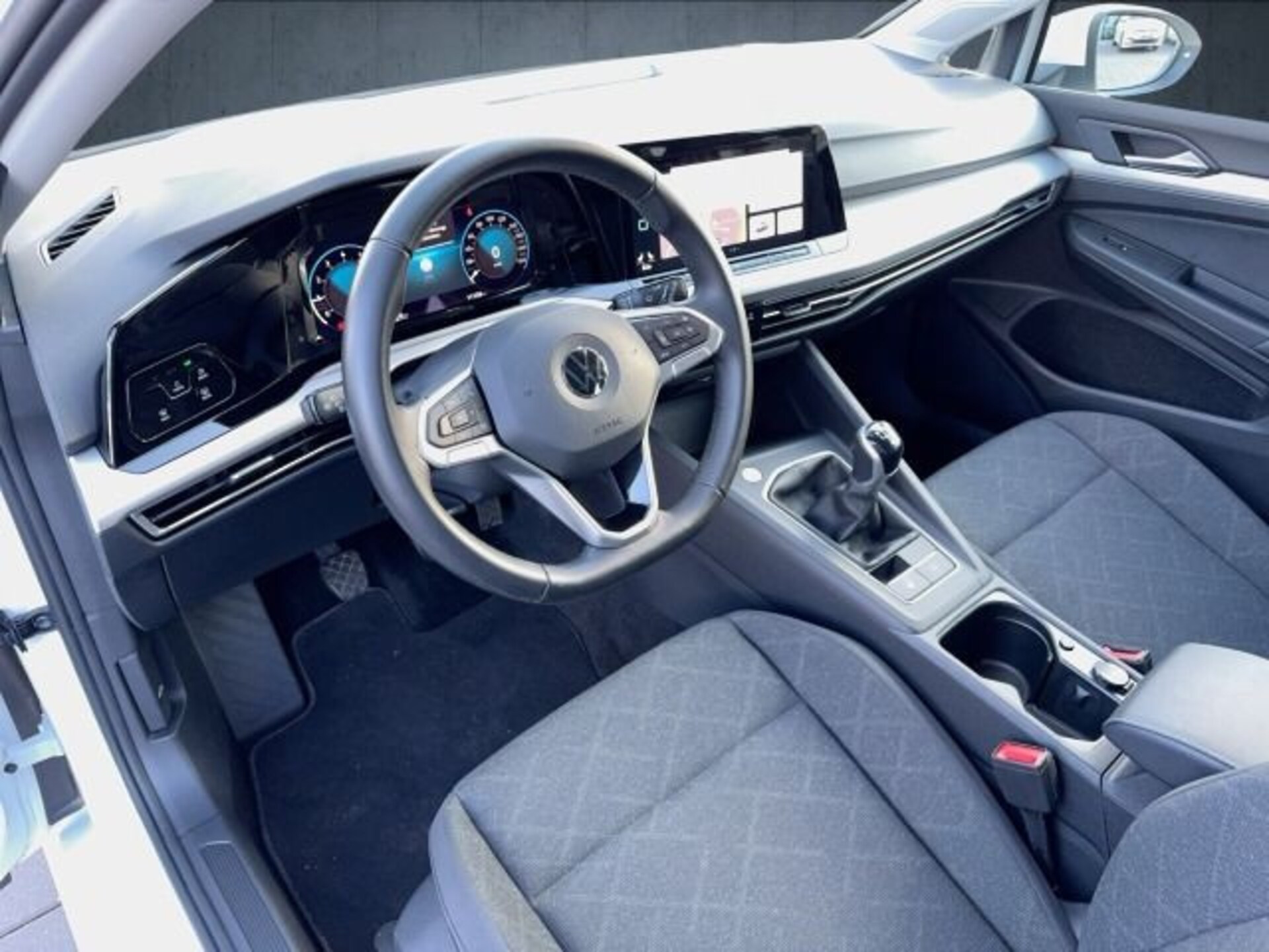 Volkswagen Golf Variant Life