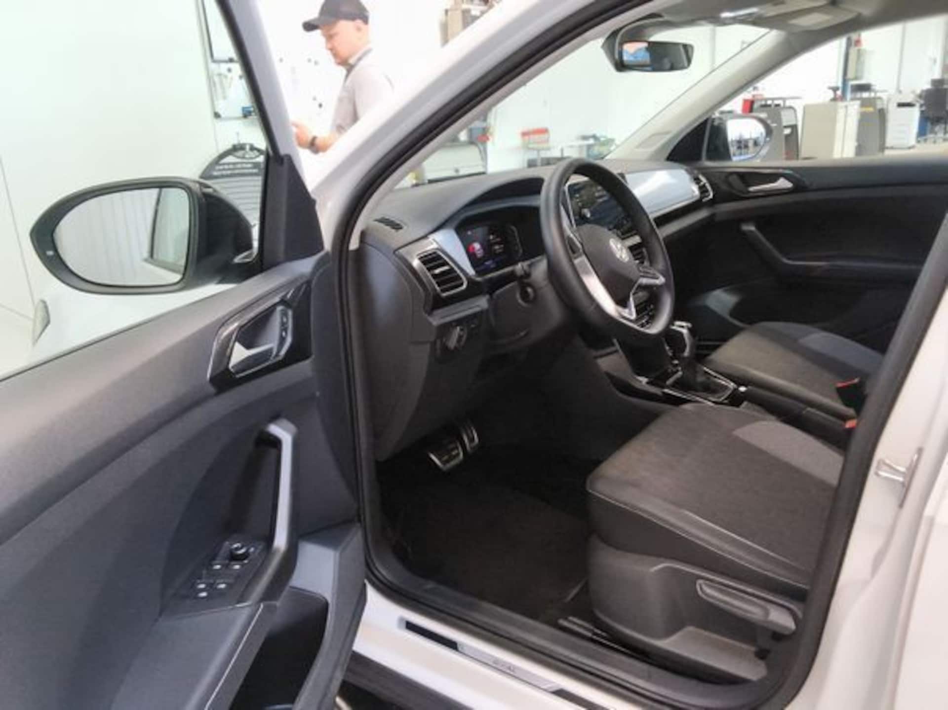 Volkswagen T-Cross Life