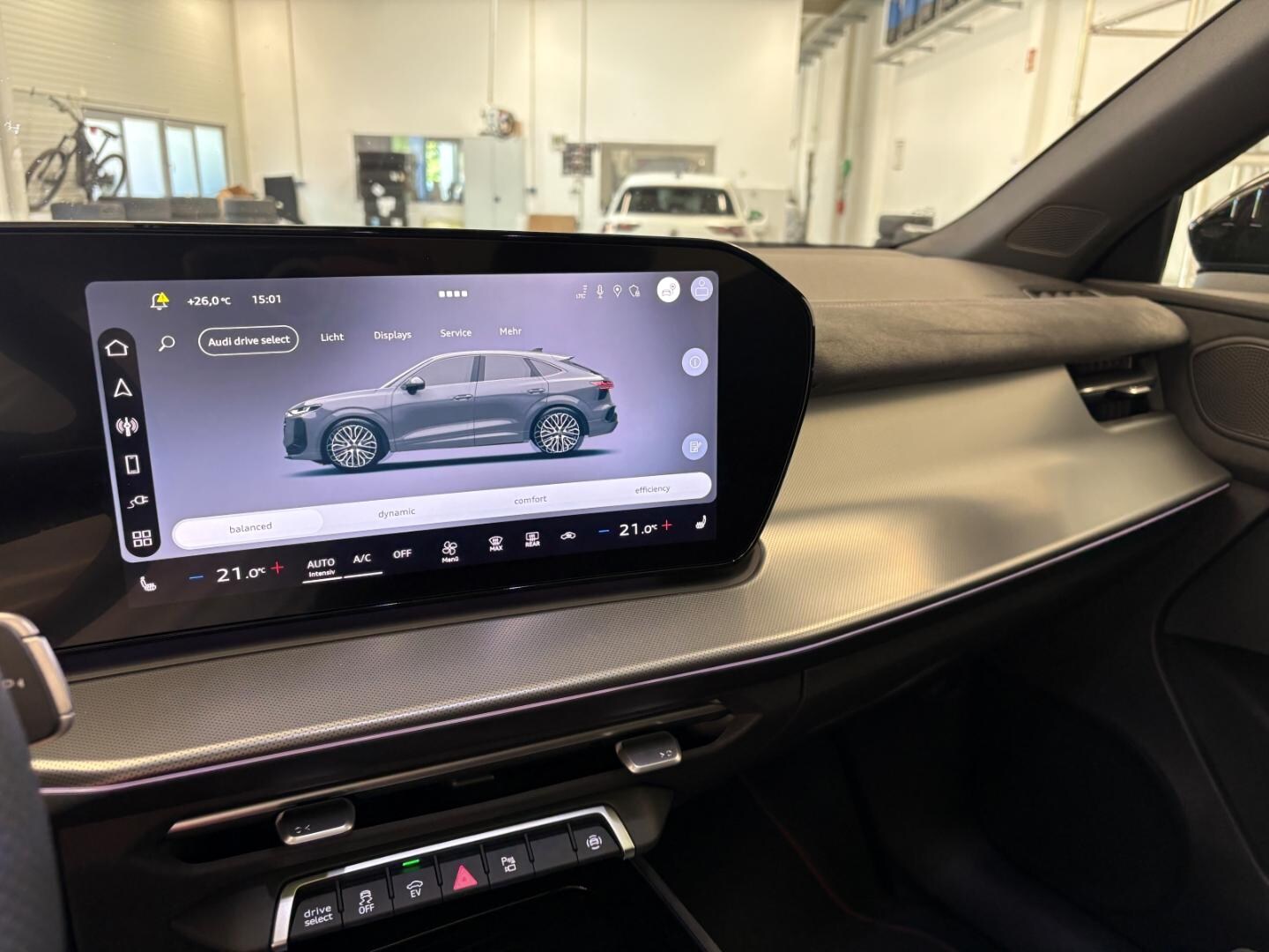 Bild über Audi Q3 Sportback e-hybrid e-hybrid 200 kW S tronic - für weitere Informationen kontaktieren Sie den Audi Partner