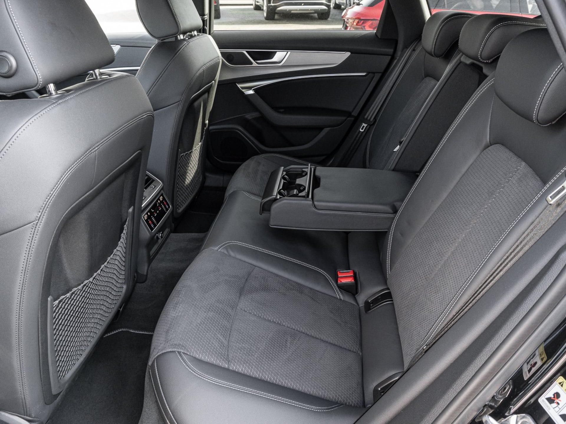 Audi S6 Avant