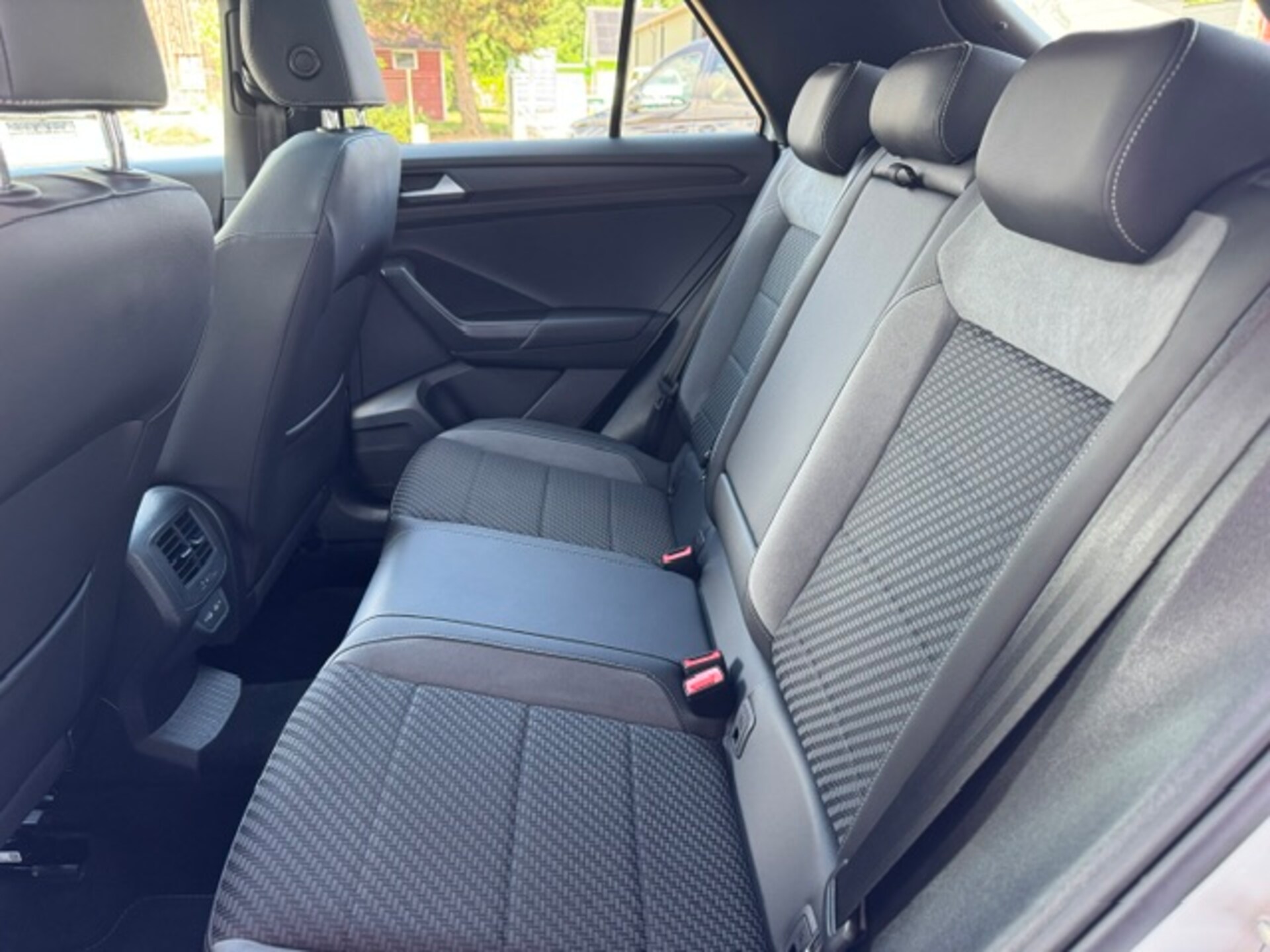 Volkswagen T-Roc Sport