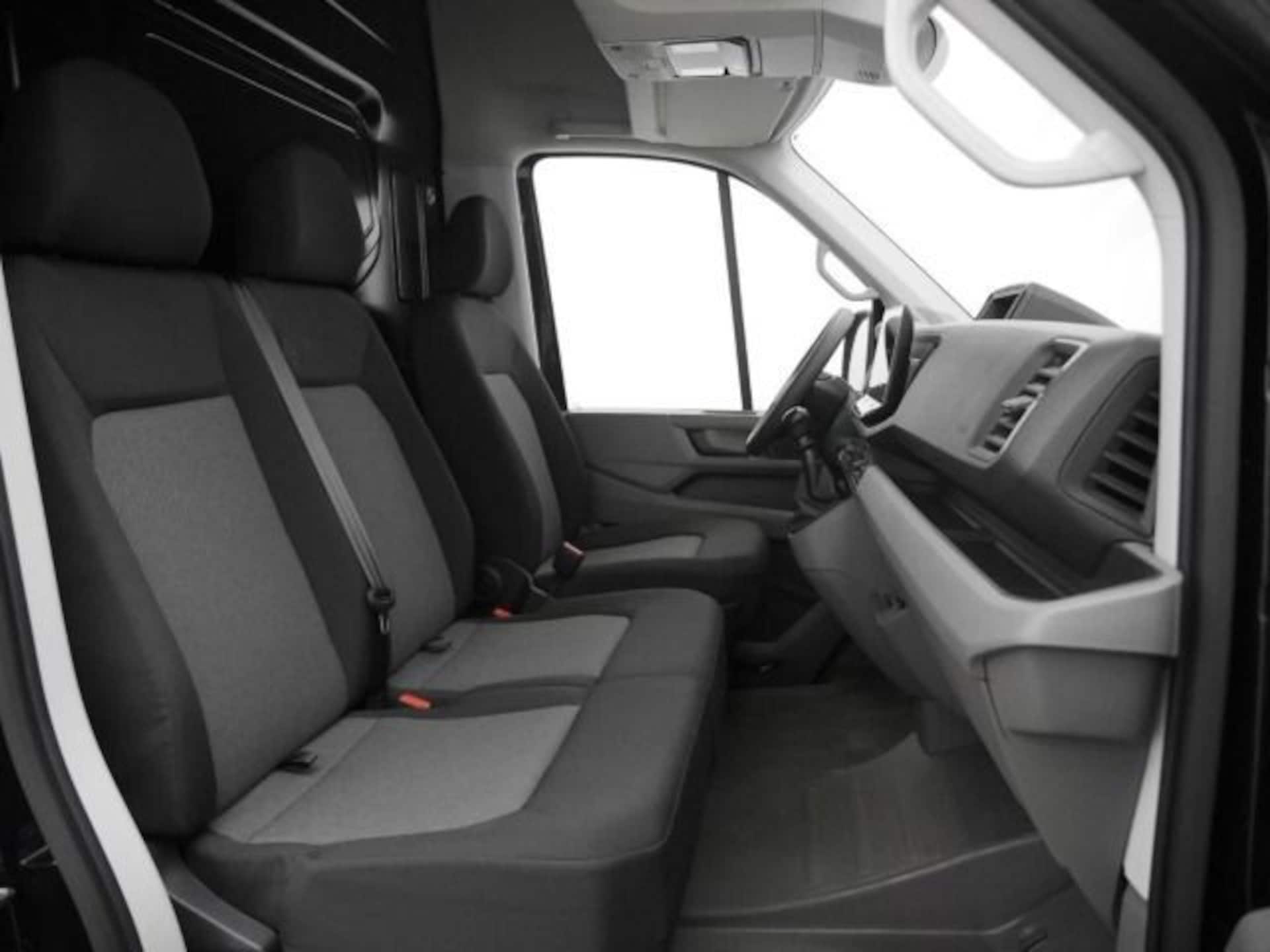Volkswagen Crafter Kasten langer Radstand