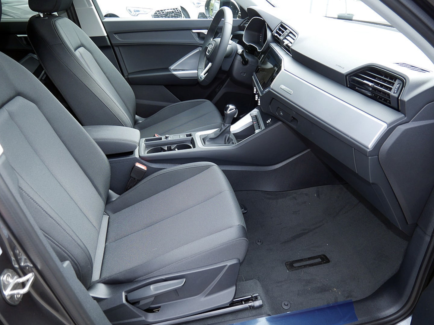 Bild über Audi Q3 TFSI 110 kW S tronic - für weitere Informationen kontaktieren Sie den Audi Partner
