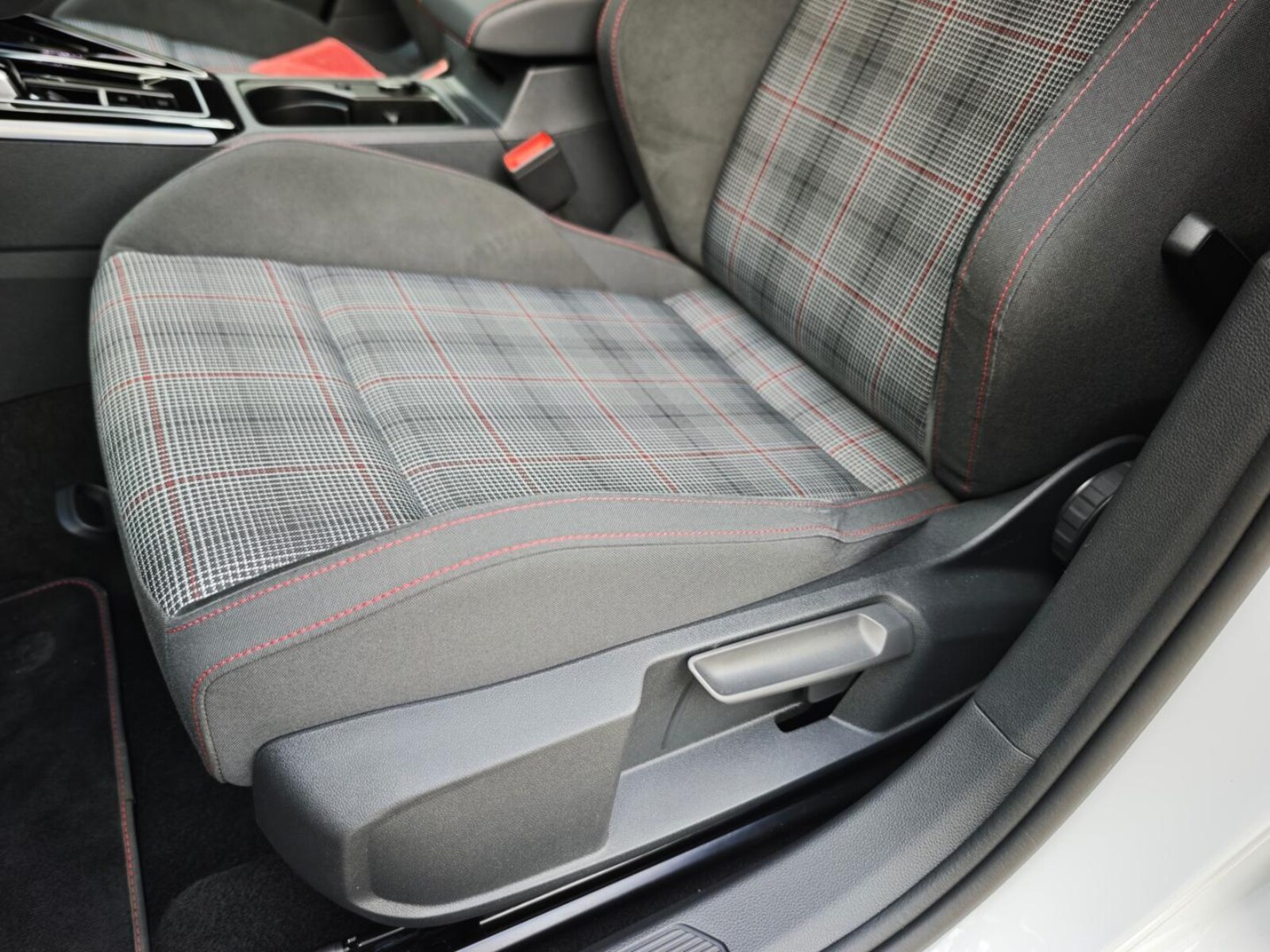 Volkswagen Golf – Bild 5