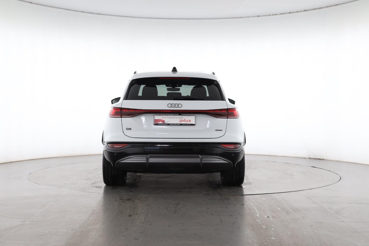 Bild über Audi Q6 SUV e-tron e-tron quattro - für weitere Informationen kontaktieren Sie den Audi Partner