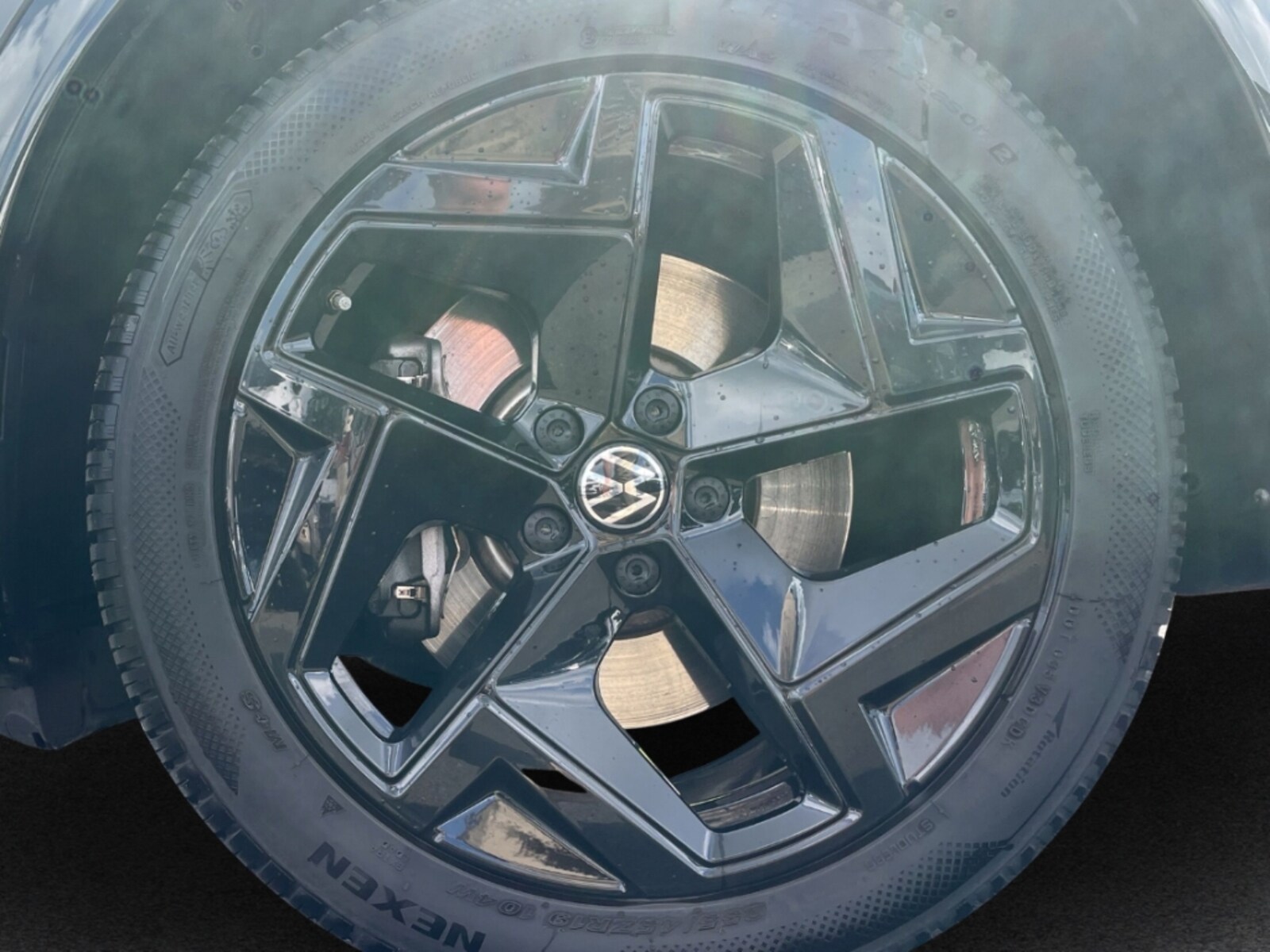 Volkswagen Tiguan – Bild 11