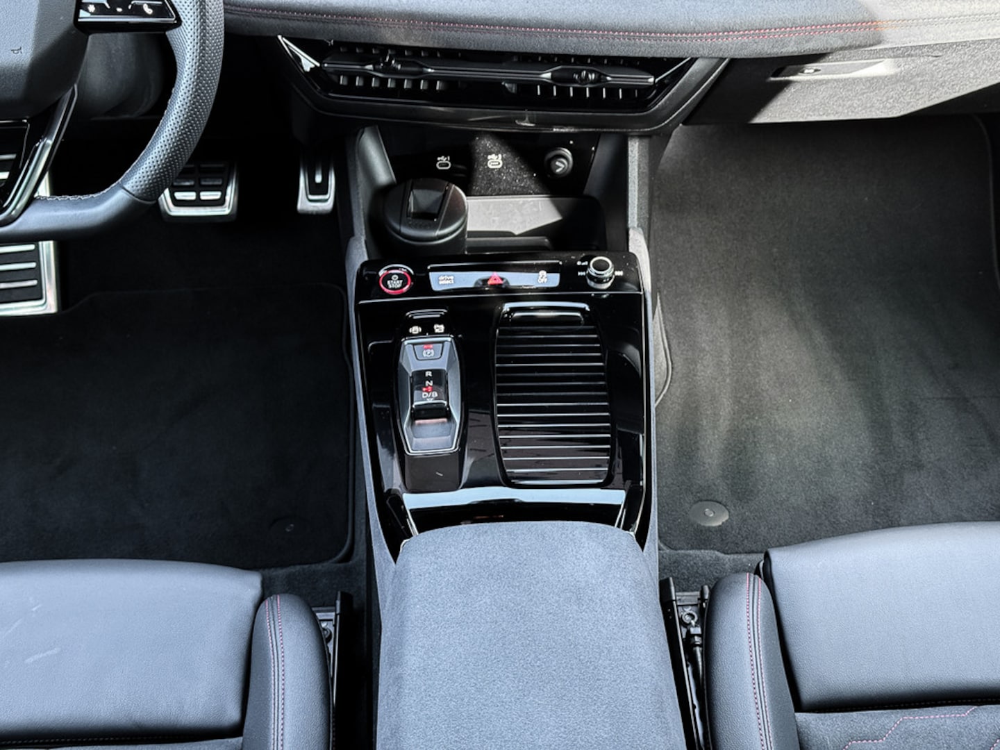 Bild über Audi S6 Avant e-tron e-tron quattro - für weitere Informationen kontaktieren Sie den Audi Partner