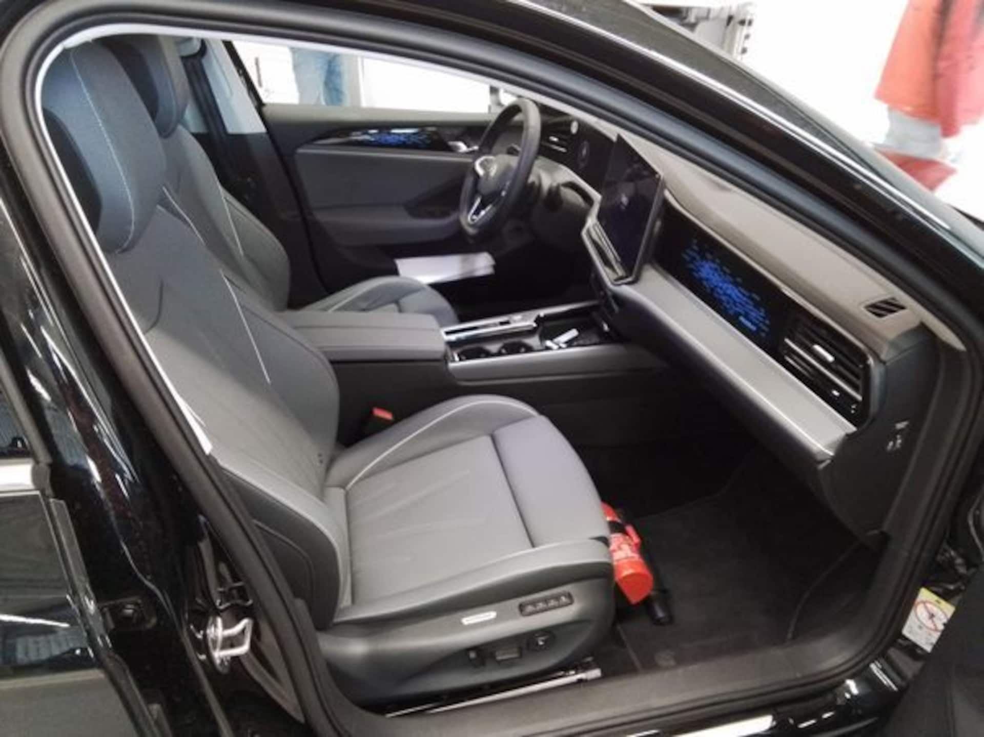 Volkswagen Passat Elegance