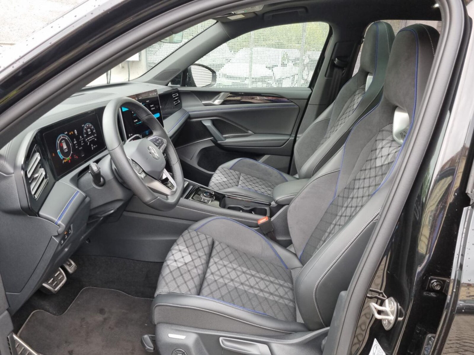 Volkswagen Tiguan – Bild 12