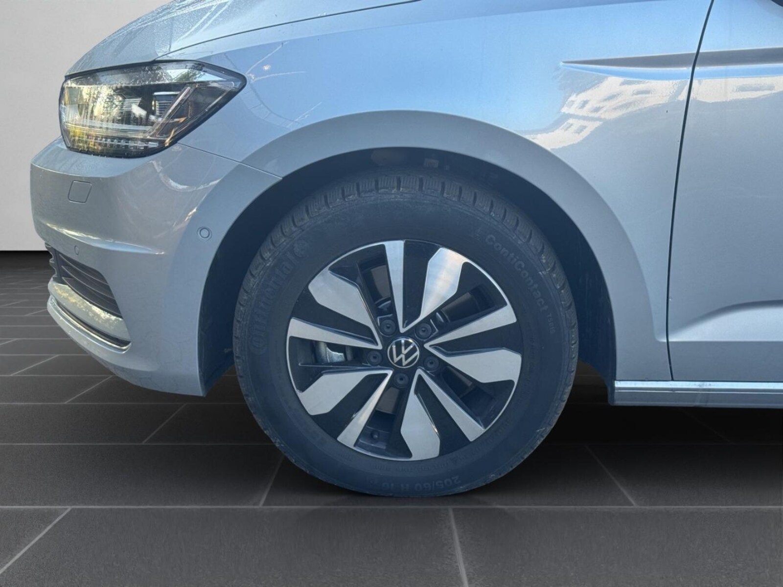 Volkswagen Touran – Bild 8