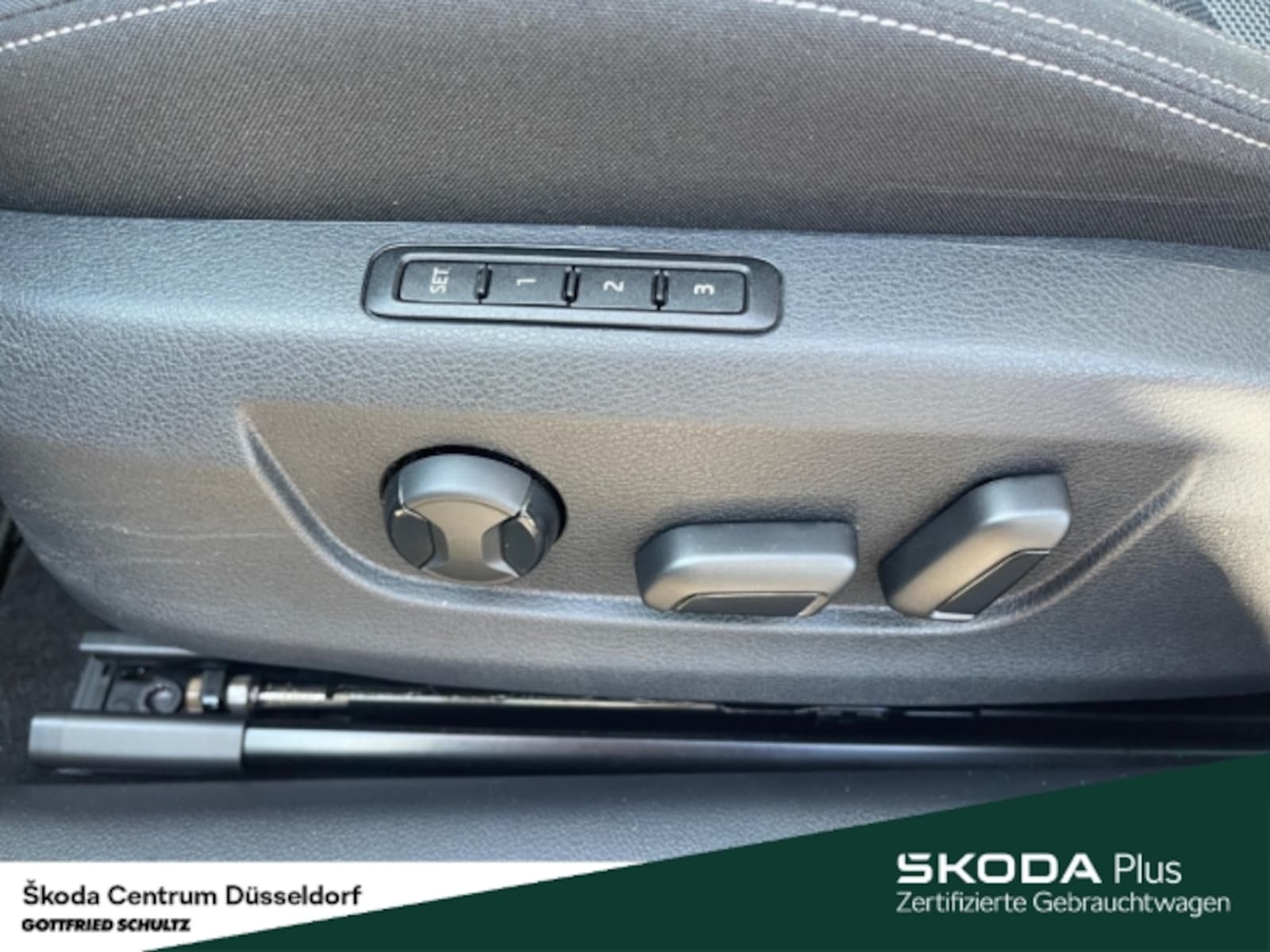 Škoda Superb Combi – Bild 13