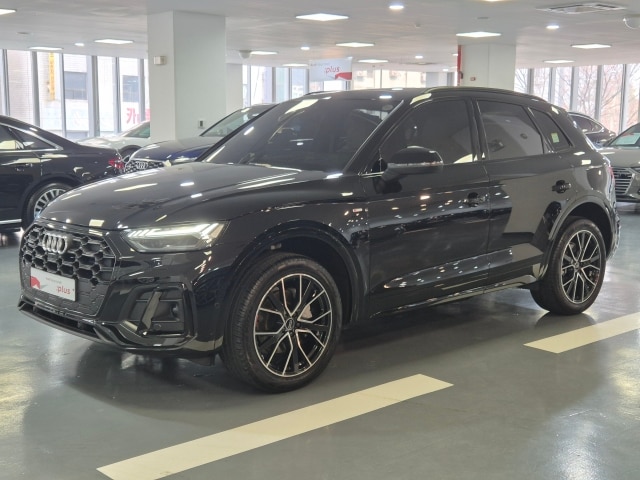 Audi Q5 SUV 2