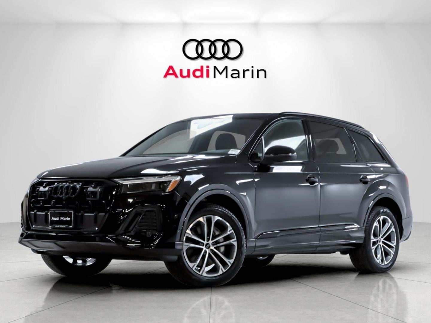 2026 Audi Q7 45 Premium Plus quattro Tiptronic's photo