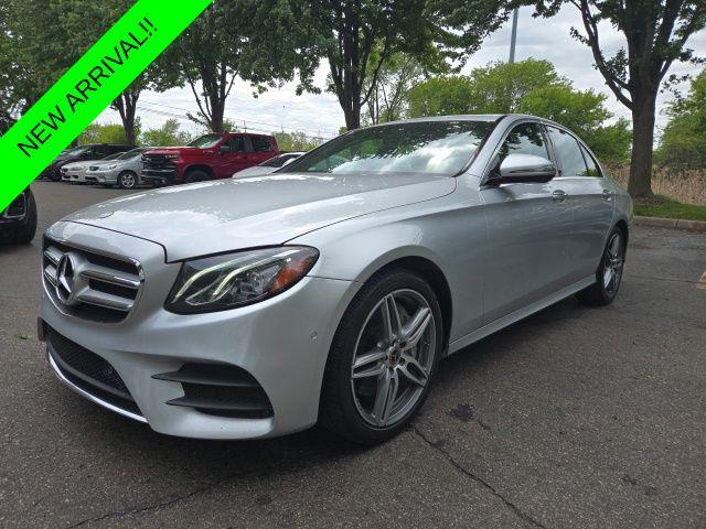2017 Mercedes-Benz E-Class E300 4MATIC's photo