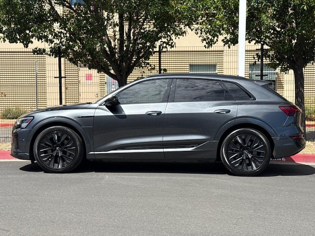 2024 Audi Q8 e-tron