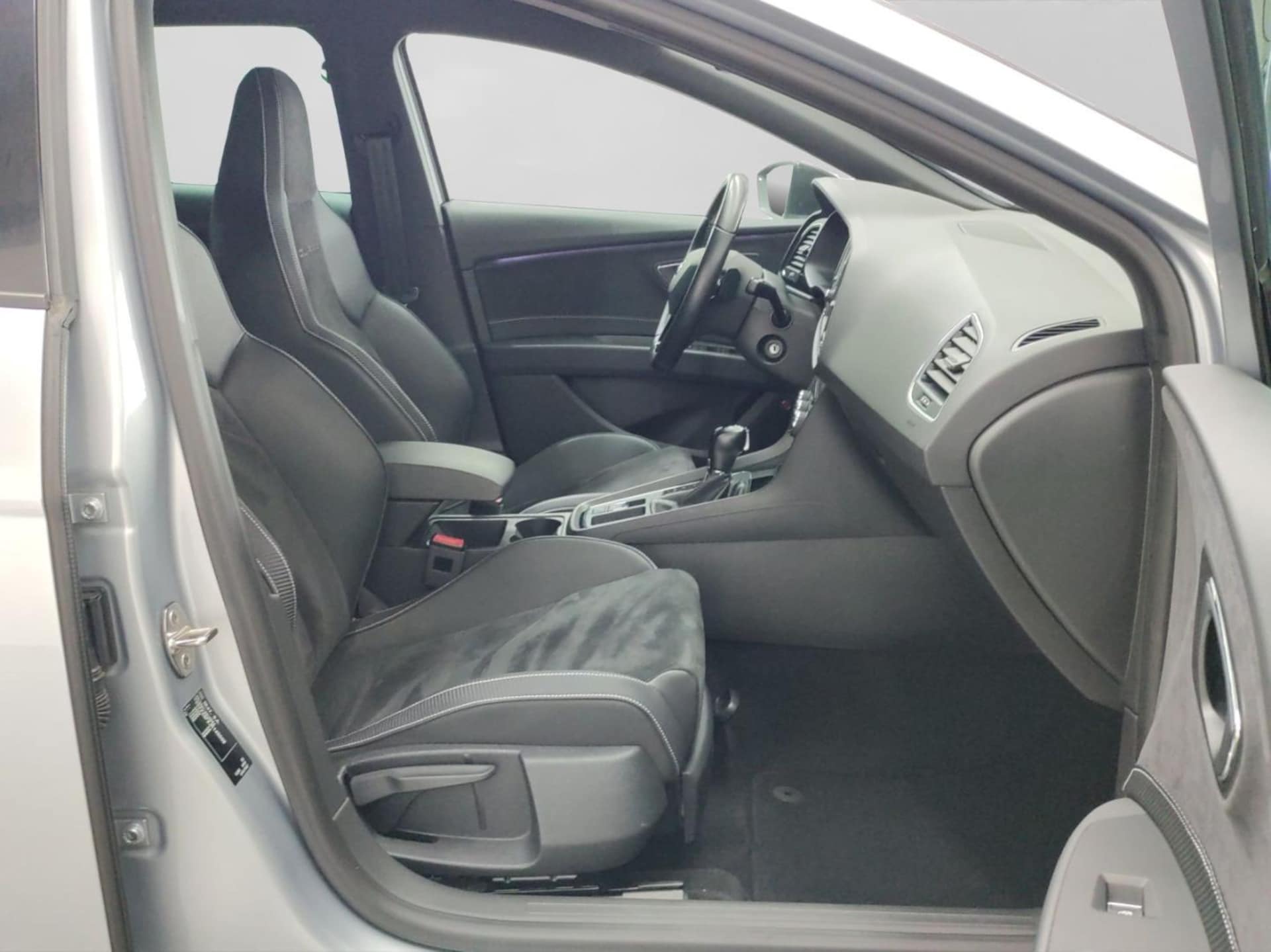 SEAT Leon Sportstourer Cupra 300