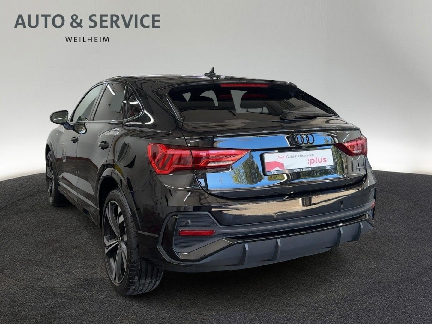 Bild über Audi Q3 Sportback TFSI quattro 140 kW S tronic - für weitere Informationen kontaktieren Sie den Audi Partner
