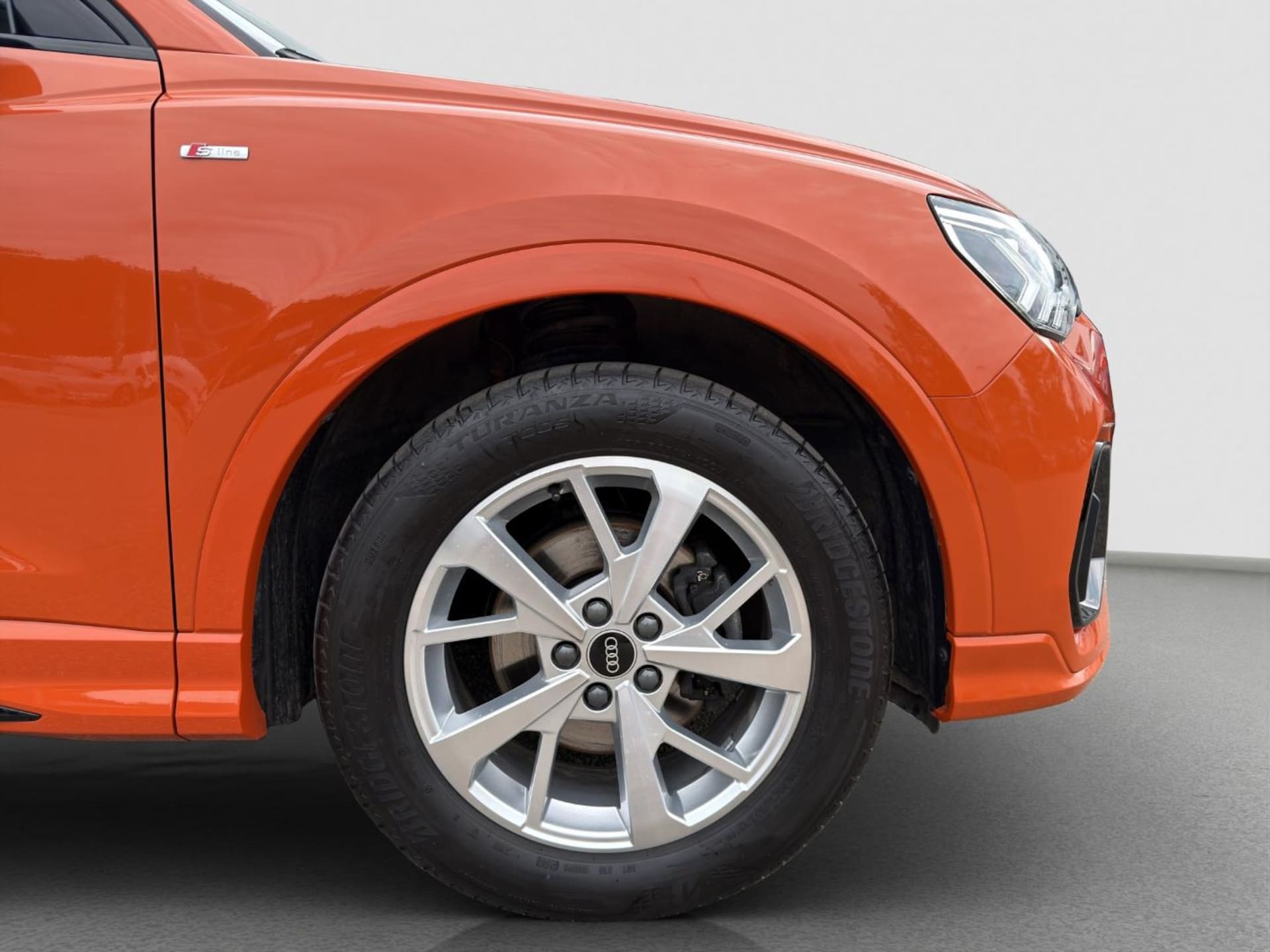 Audi Q3 SUV S line