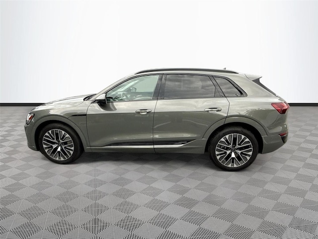 2024 Audi Q8 e-tron