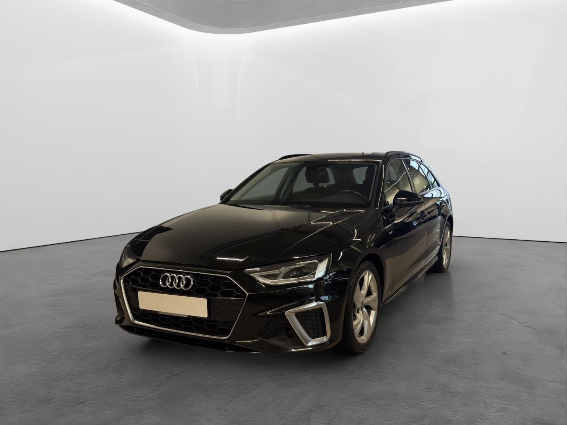 Audi A4 Avant S line