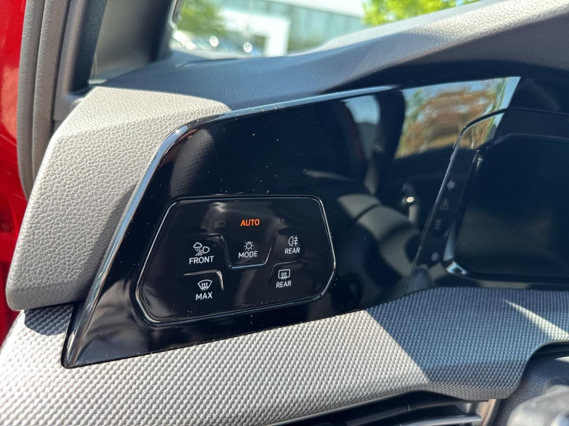 Volkswagen Golf R-Line