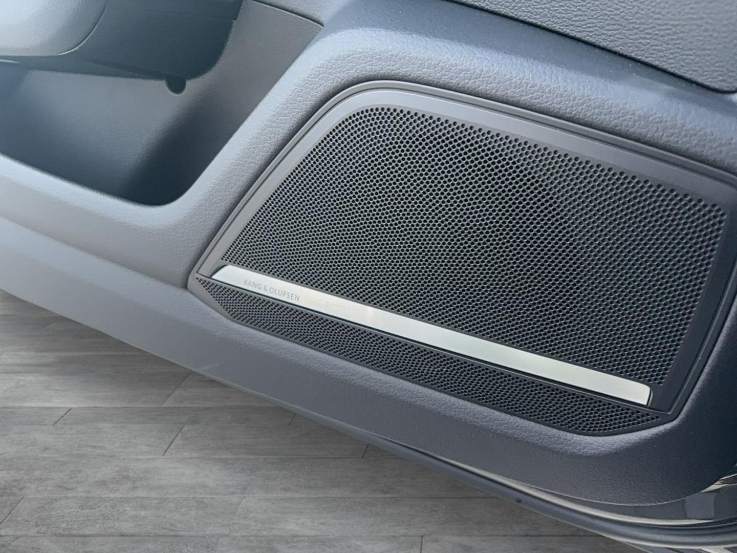 Bild über Audi RS 6 Avant performance TFSI quattro tiptronic - für weitere Informationen kontaktieren Sie den Audi Partner