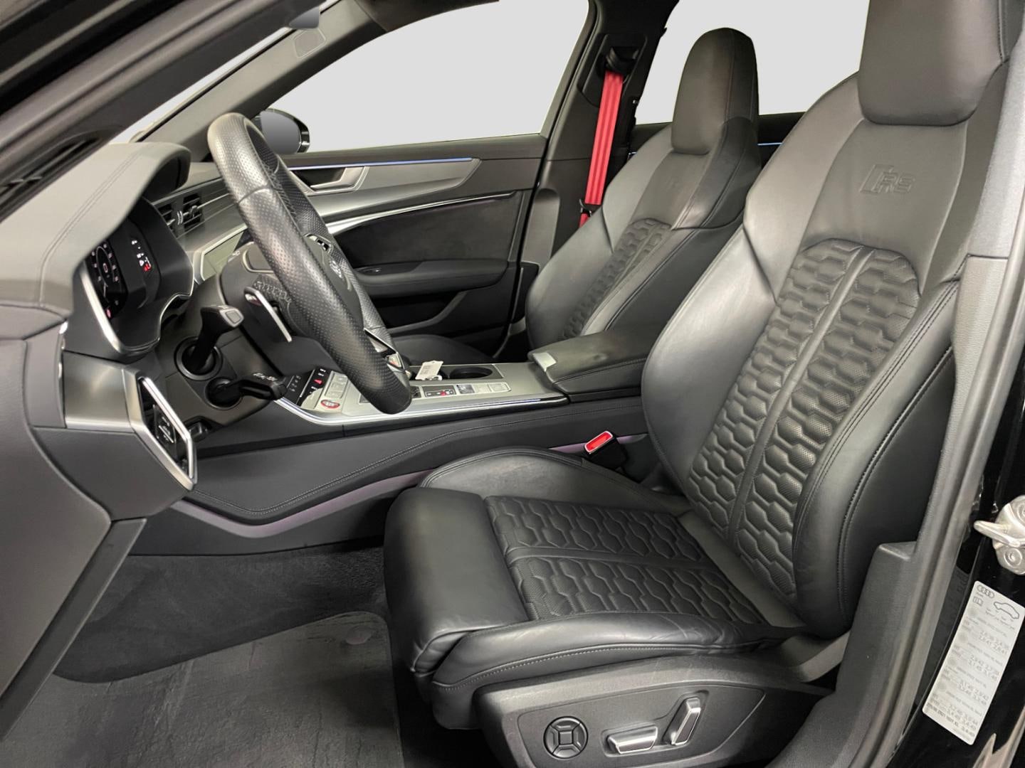 Bild über Audi RS 6 Avant performance TFSI quattro tiptronic - für weitere Informationen kontaktieren Sie den Audi Partner