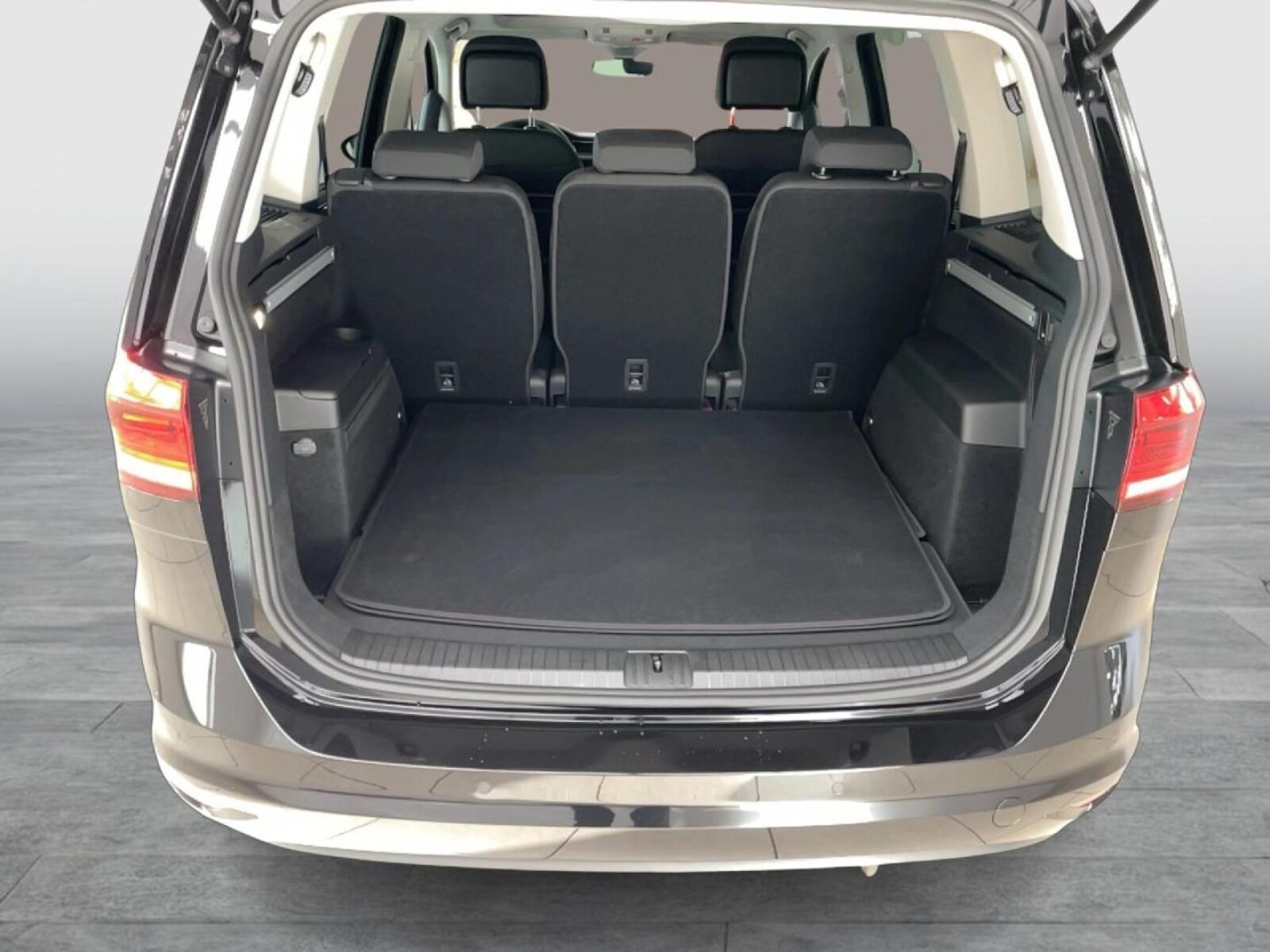 Volkswagen Touran – Bild 13