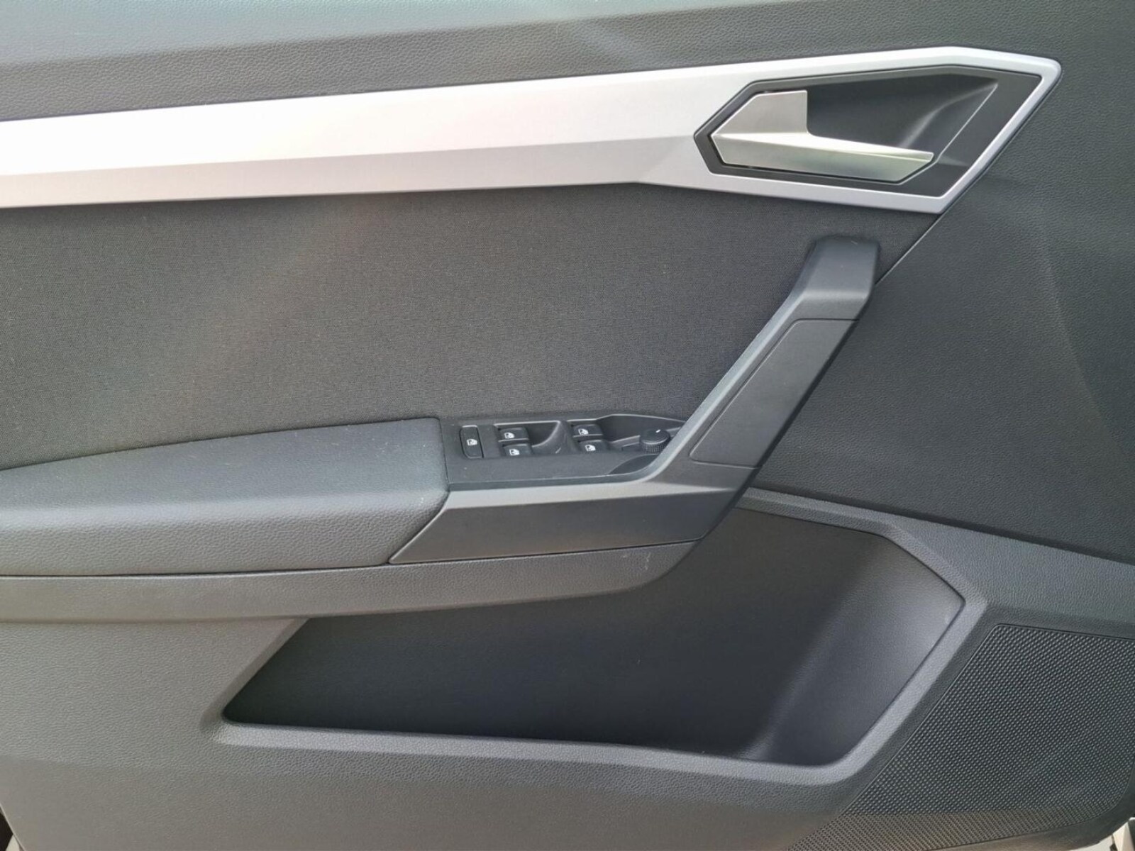 SEAT Arona – Bild 12