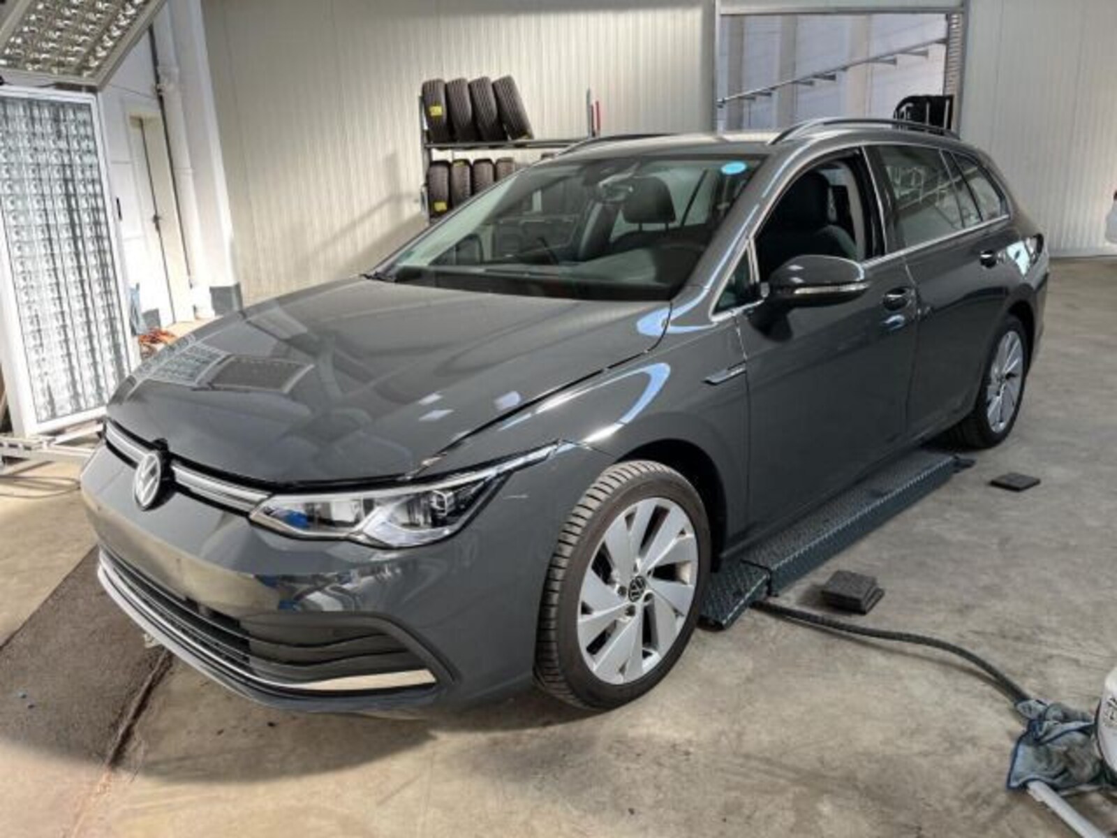 Volkswagen Golf Variant – Bild 2