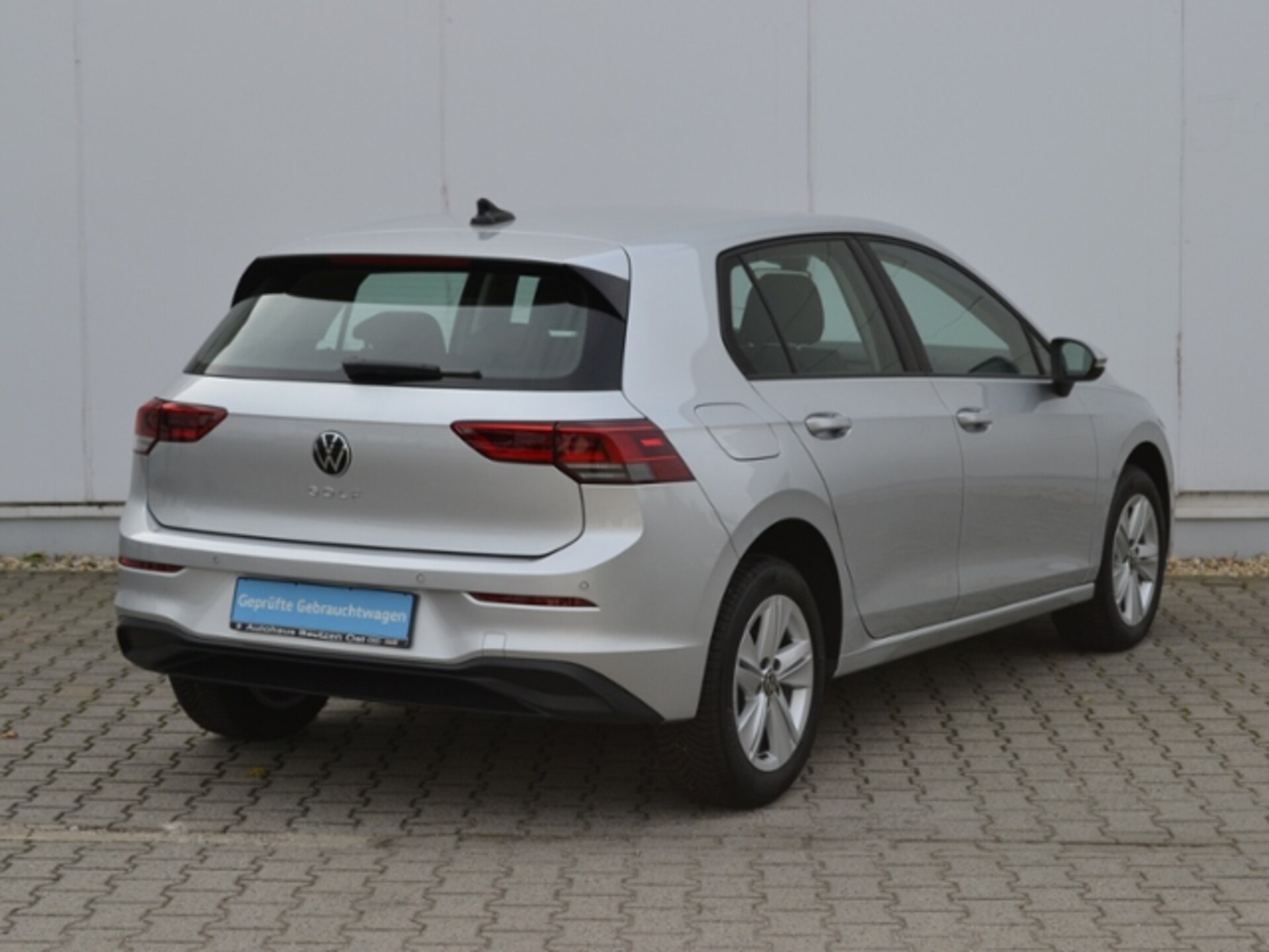 Volkswagen Golf Life