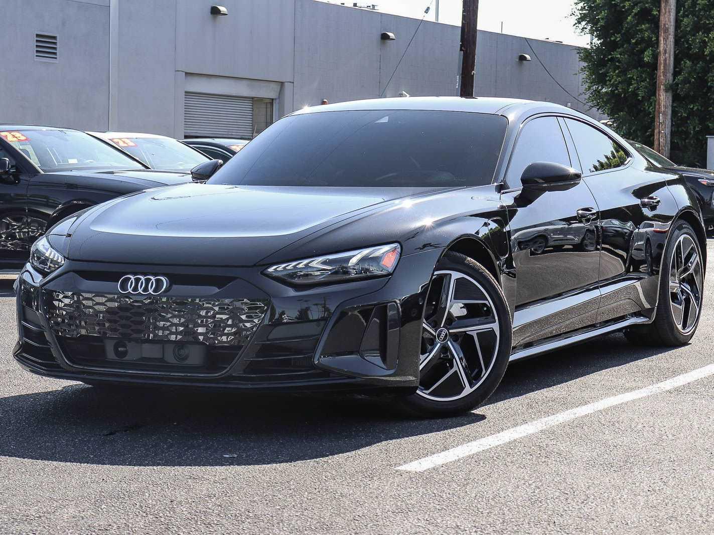 2024 Audi RS e-tron GT -'s photo