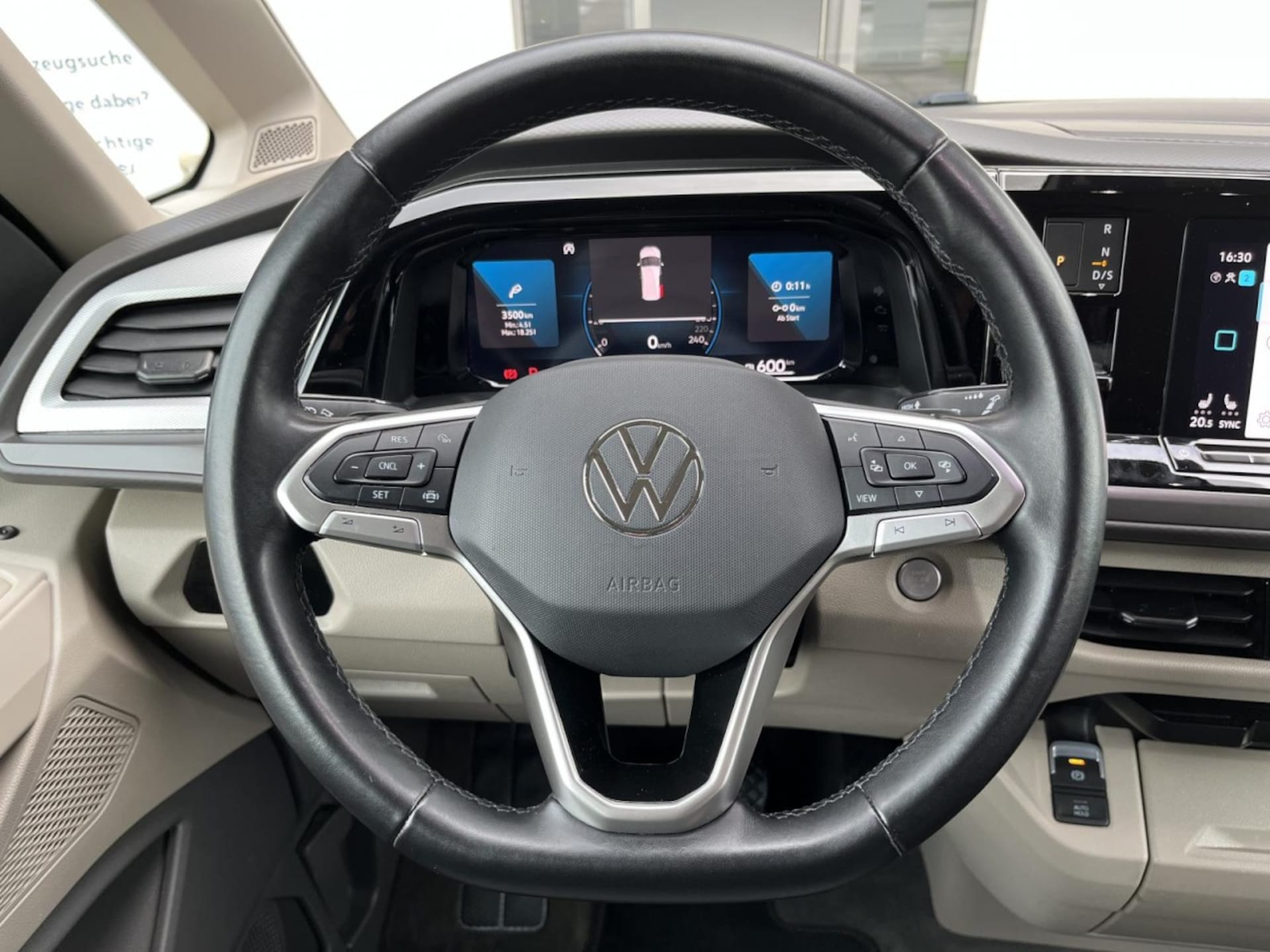 Volkswagen Multivan Basis-Modell