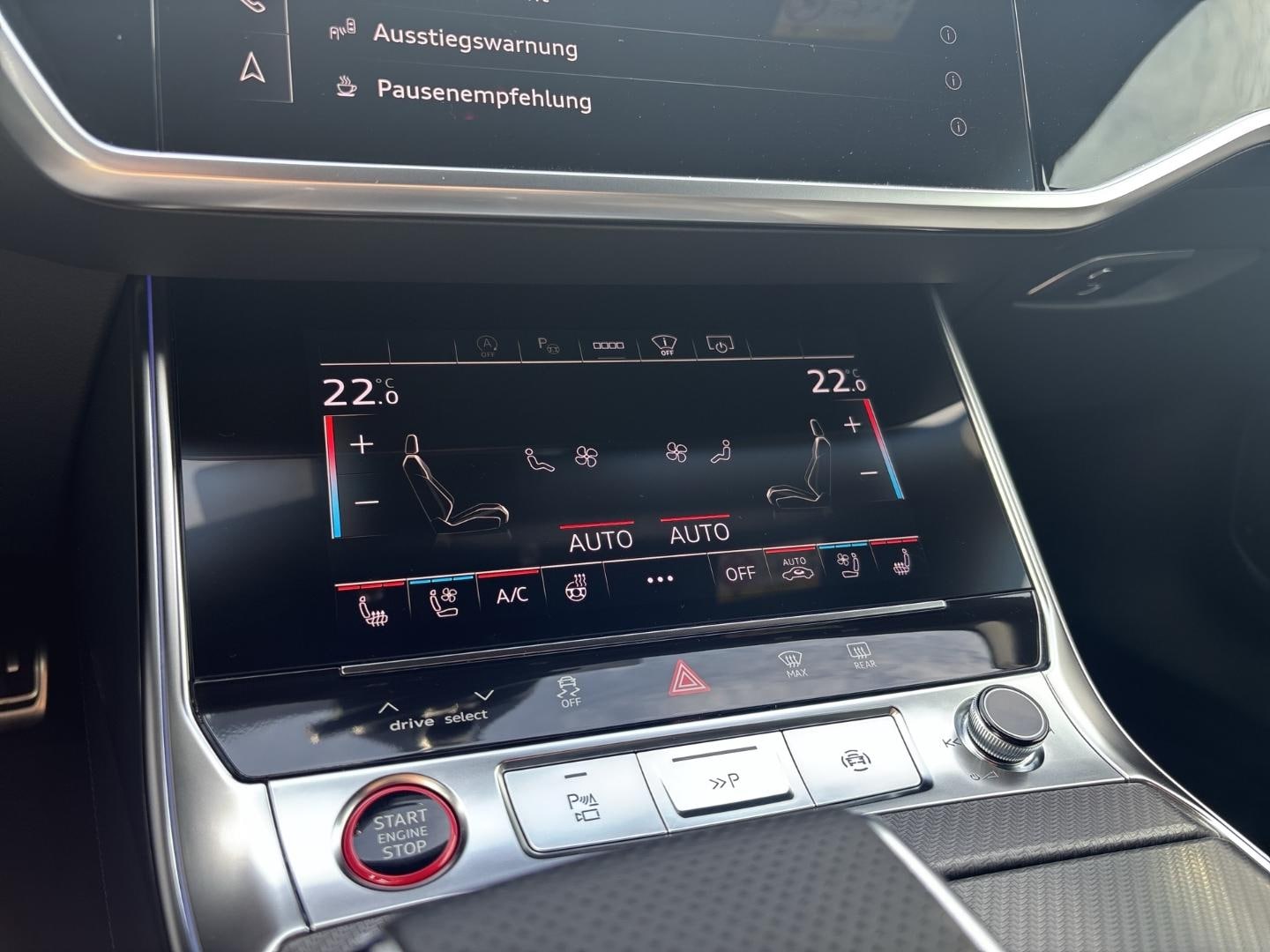 Bild über Audi RS 6 Avant performance TFSI quattro tiptronic - für weitere Informationen kontaktieren Sie den Audi Partner